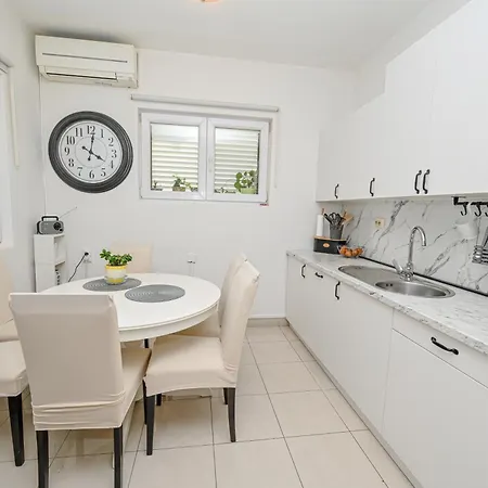 Amarena 023 Apartman